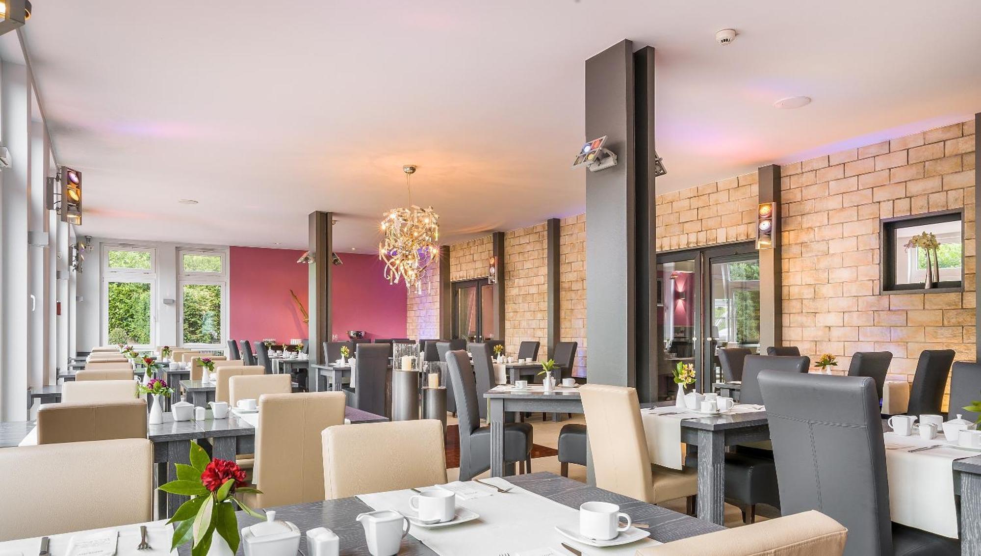 אוברהאוזן Garner Hotel Oberhausen מראה חיצוני תמונה