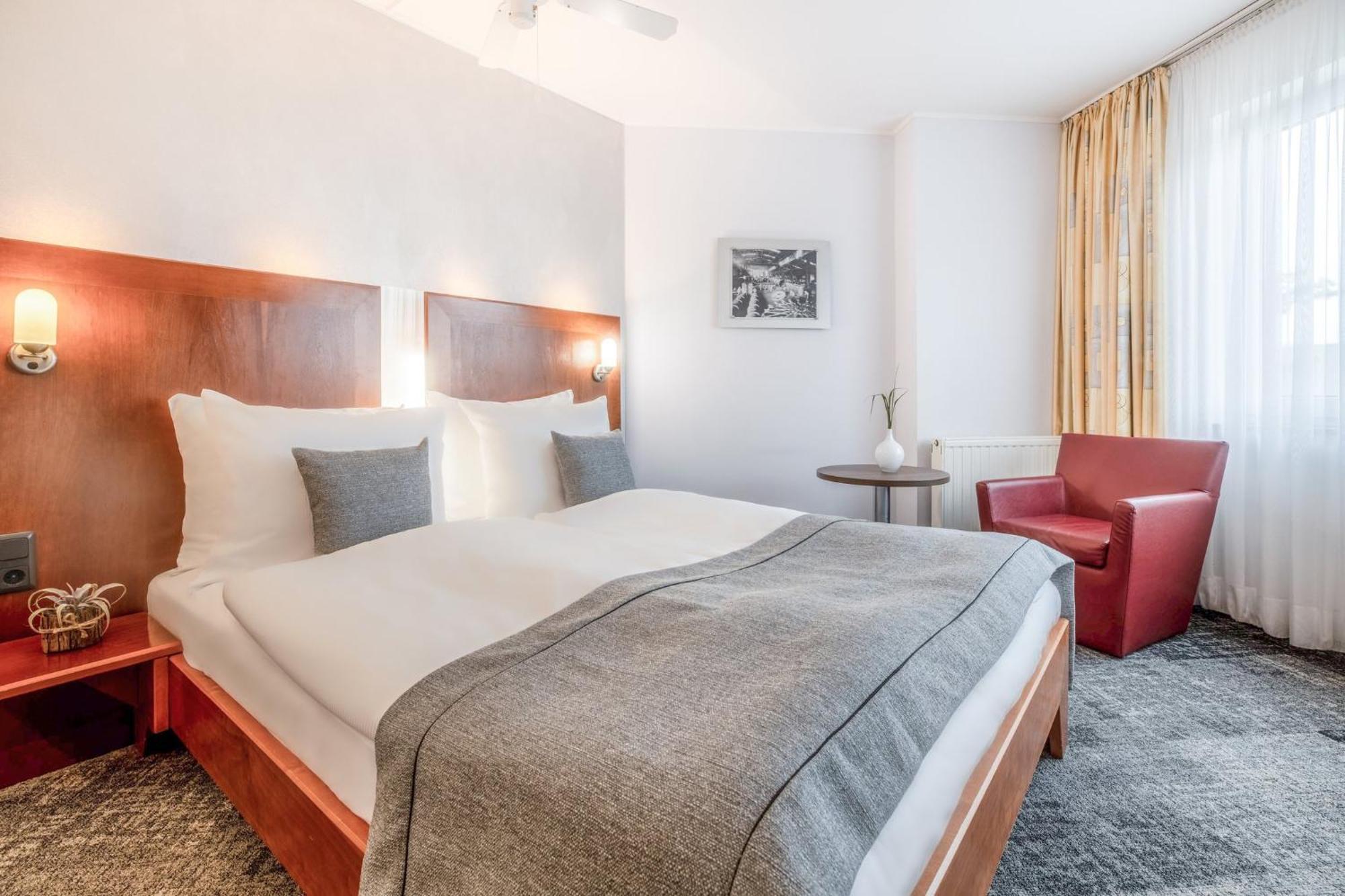 אוברהאוזן Garner Hotel Oberhausen מראה חיצוני תמונה