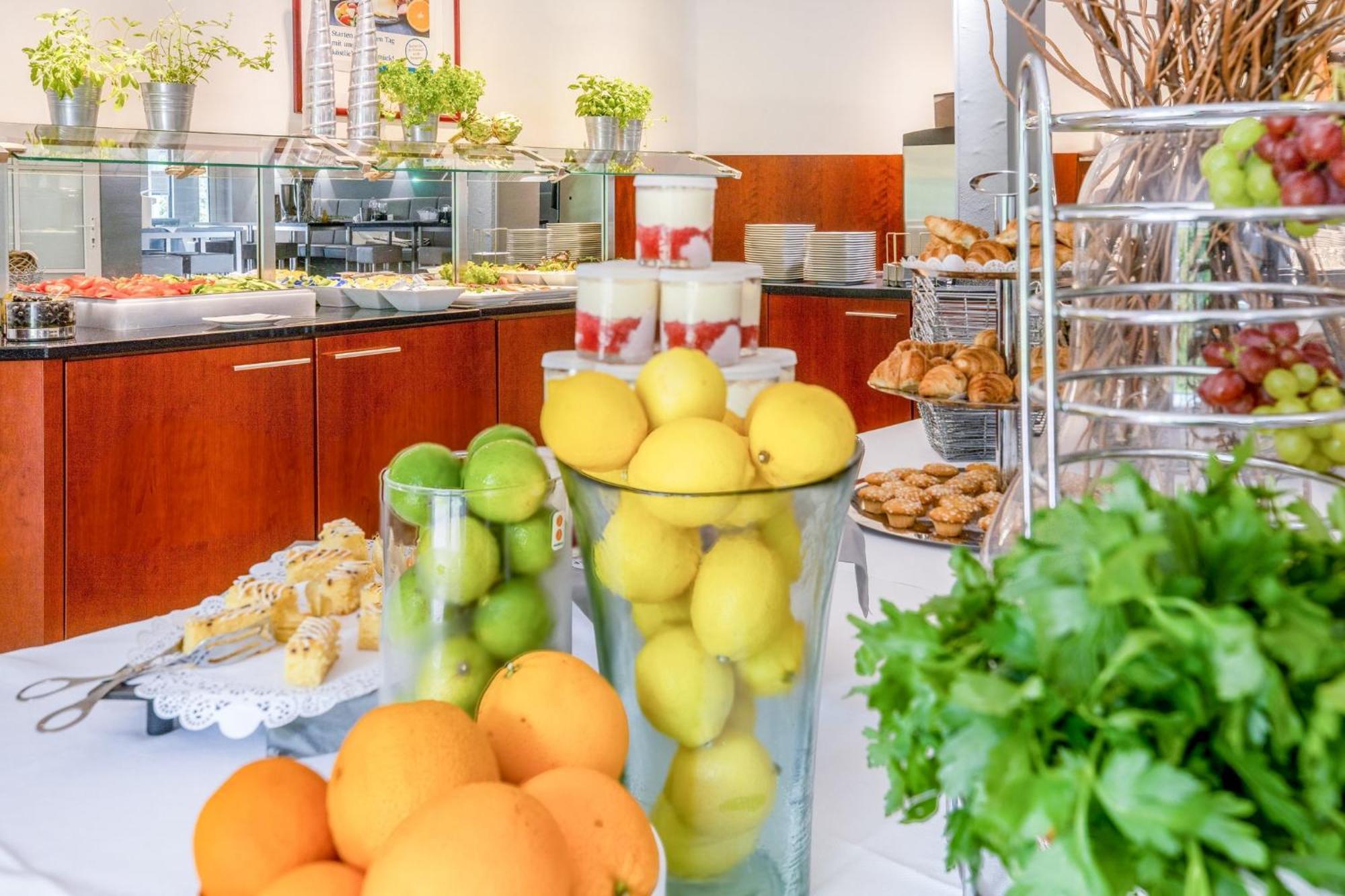 אוברהאוזן Garner Hotel Oberhausen מראה חיצוני תמונה